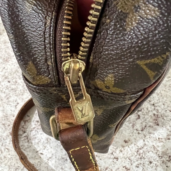 Louis Vuitton Brown Monogram Messenger Bag - Picture 12 of 16